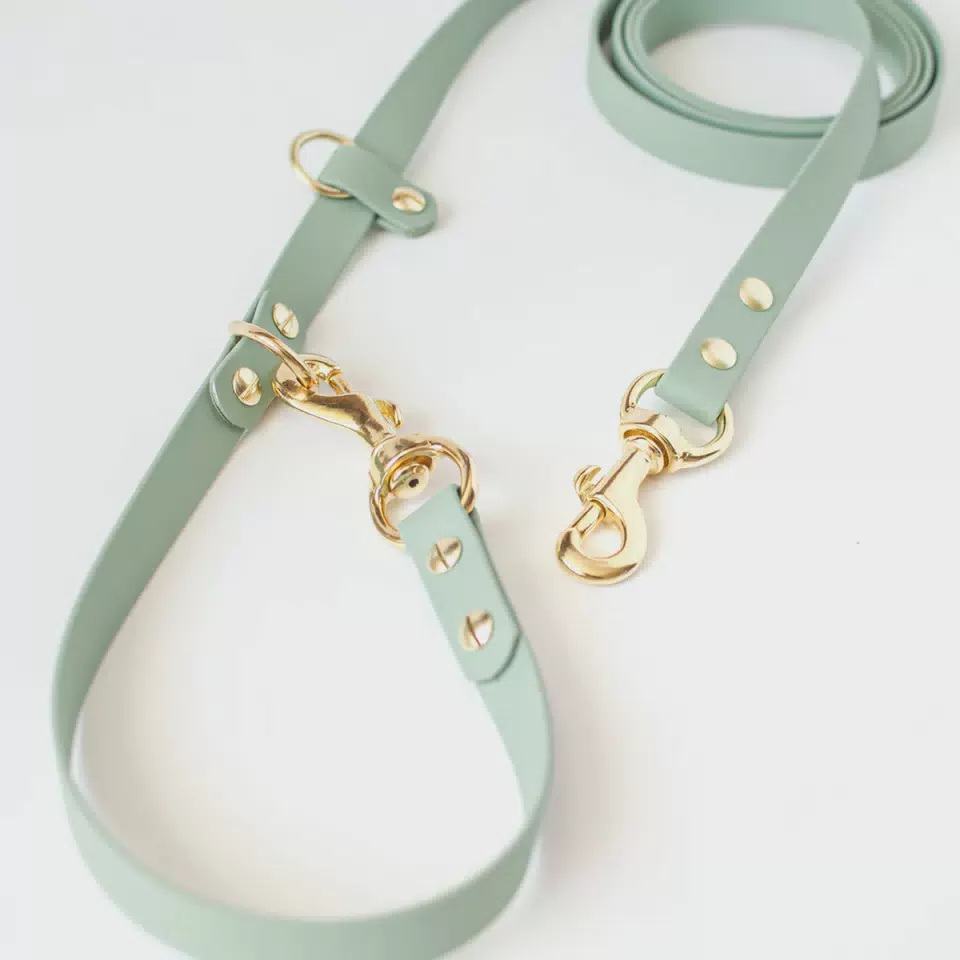 Waterproof 4ft Custom Length Shoulder Silicone slip Long Line Dog Lead Waist Rubber Hands Free Dog Leashes for Running Light Green