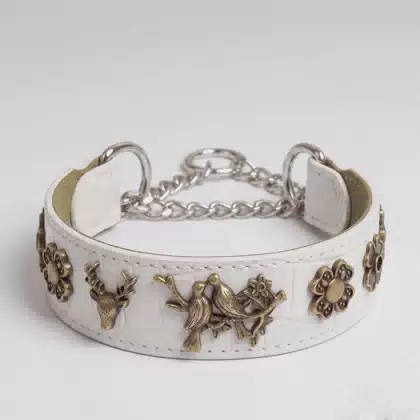 OEM Premium Pet Collar Hardware Custom Crocodile Leather Leather Dog Collar with Vintage Metal Charms Manufacturer