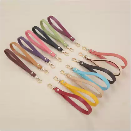 Large Dog Running Training PVC Short Dog Leash Strong Traffic Pet Wrist Strap Key Holder Wristlet Strap / Dog Short Lead